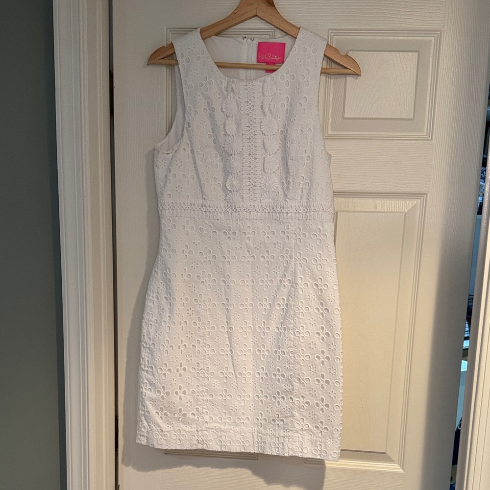 Lilly Pulitzer size 6 White Eyelet Sleeveless Dress